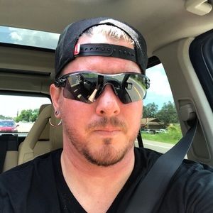 Meet your Posher, Mike